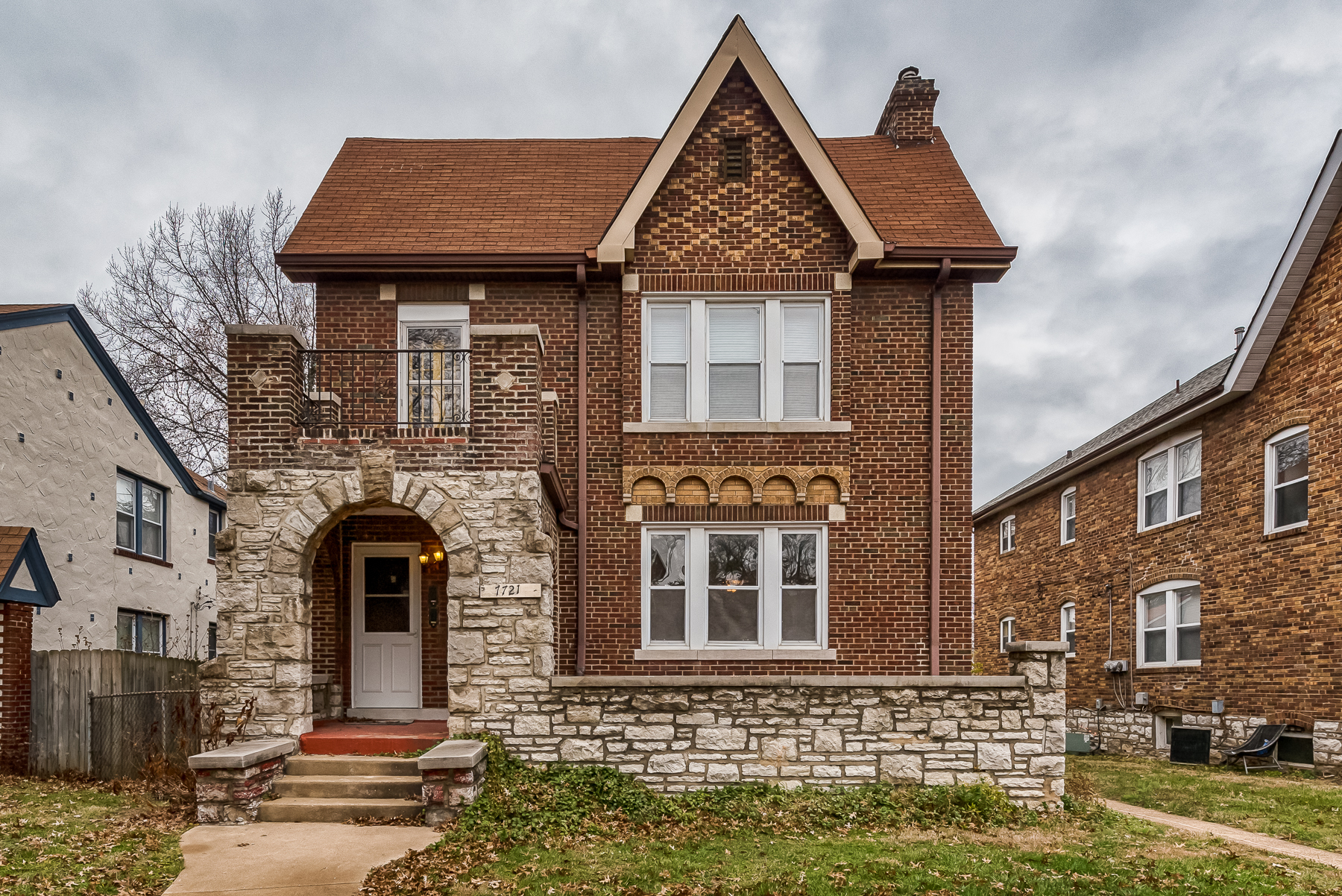 New Condo Listing7721 Delmar 1, UCity ST LOUIS STYLE