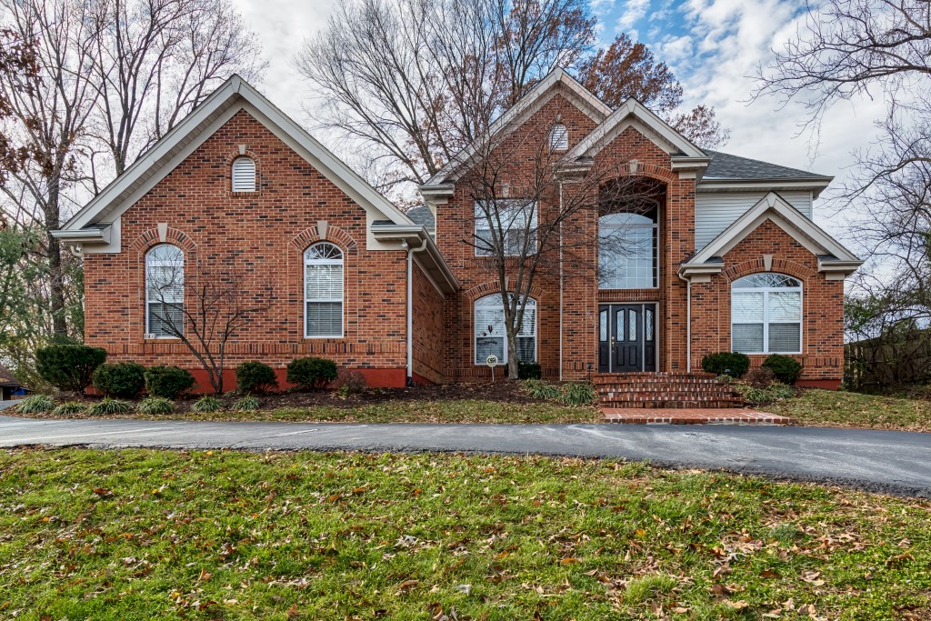 Custom Creve Coeur Home. Before & After. ST LOUIS STYLE