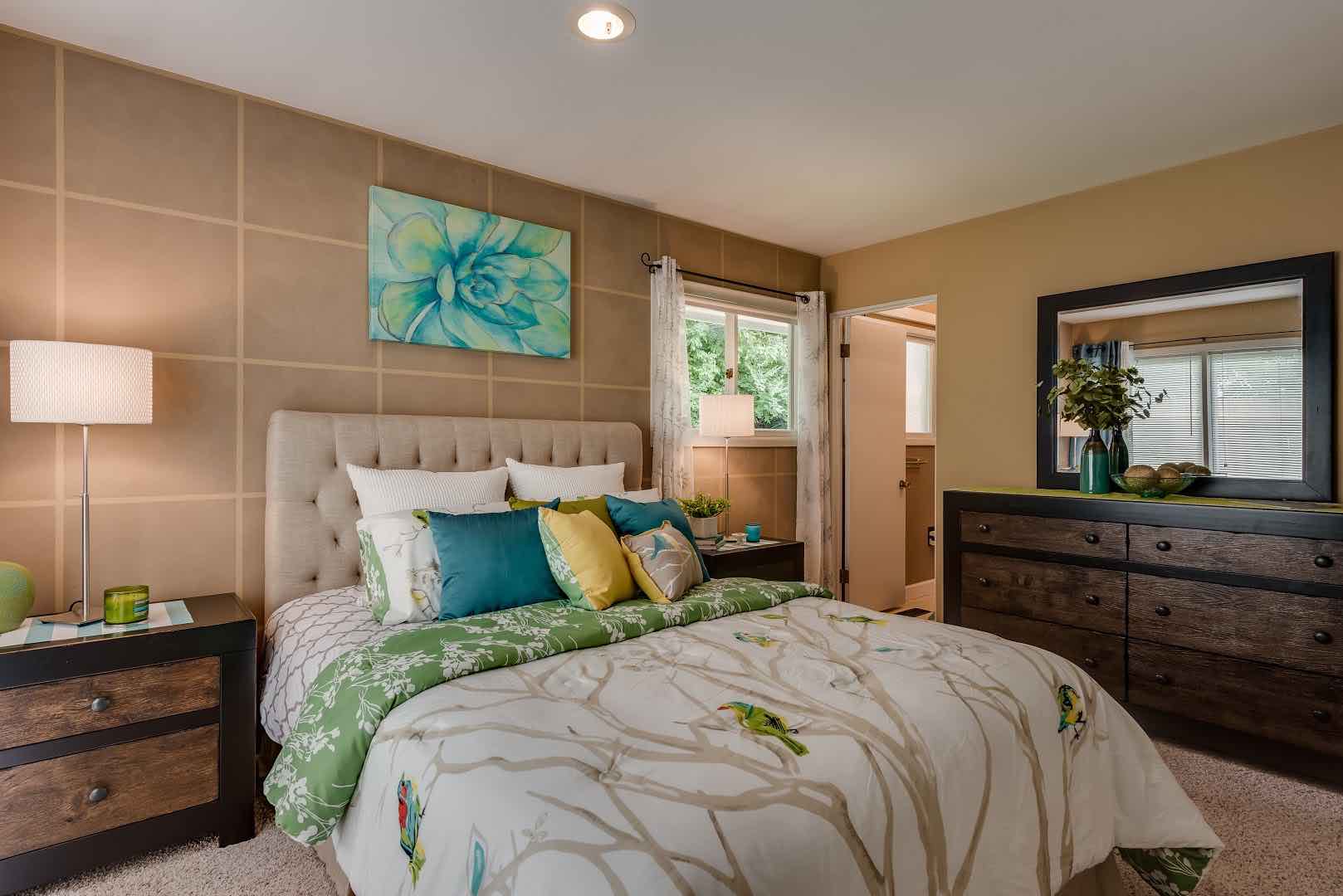 Stylish Ralph Fournier MidCentury Modern For Sale in Ladue Schools