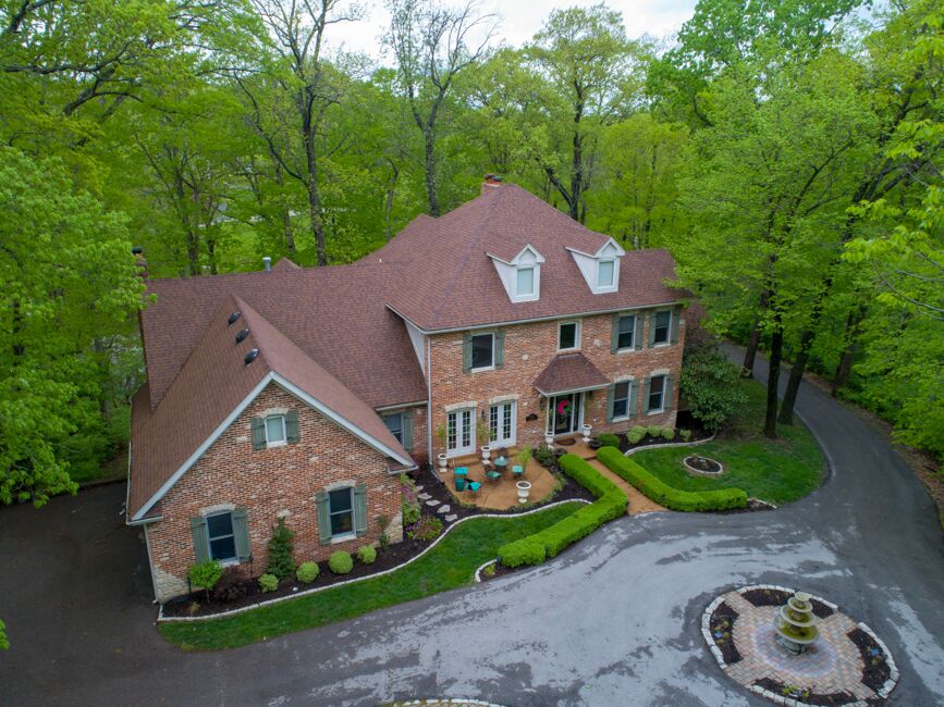 Inside 1661 Wilson Avenue Dielmann Sotheby's International Realty