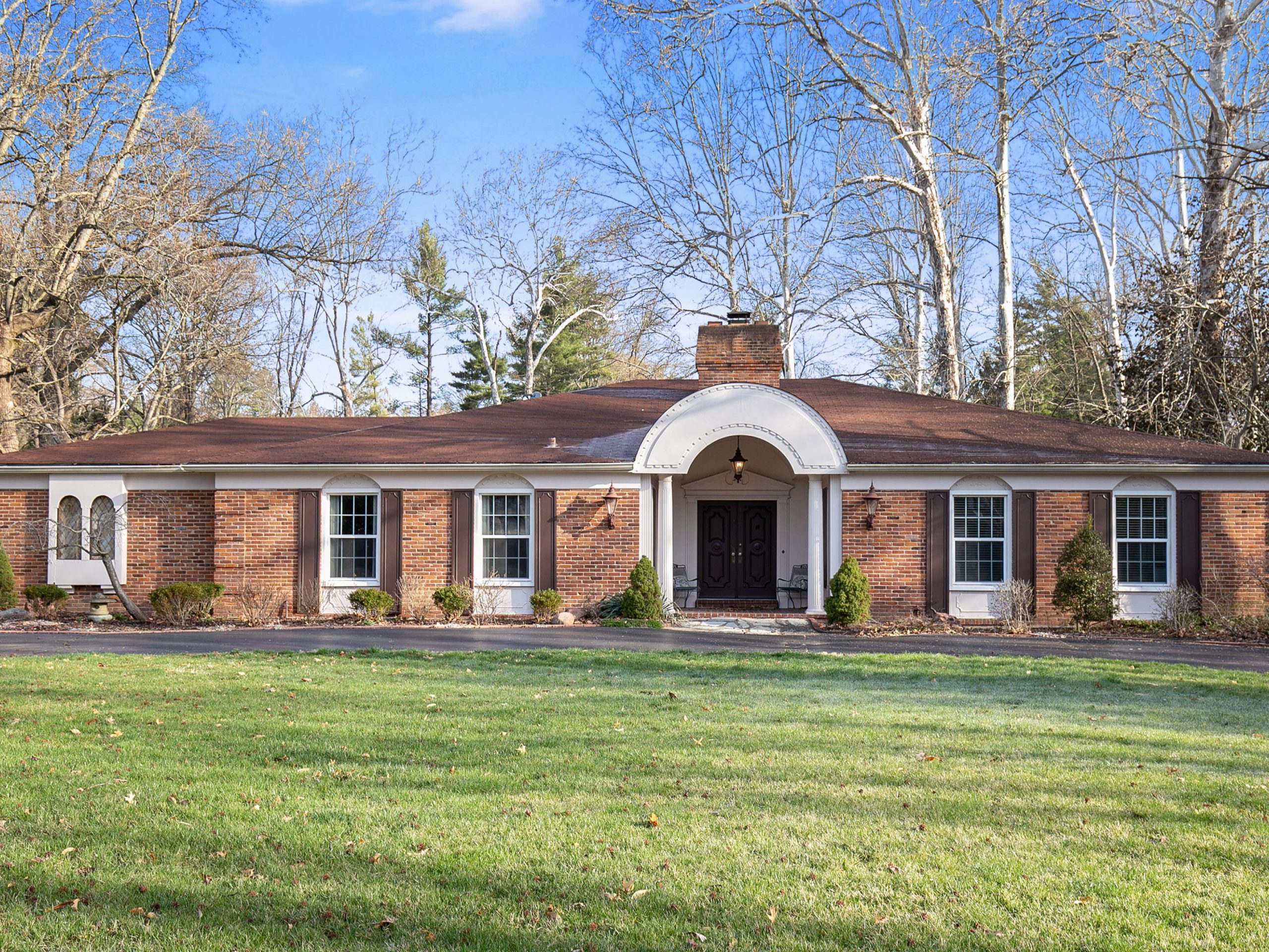 3 Bedroom Ranch in Award Winning Ladue School District 6 Dogwood Lane