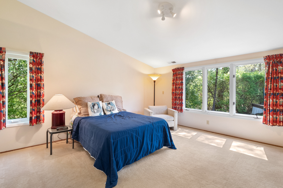 Exquisite MCM Home Designed By Isadore Shank 28 Maryhill Lane