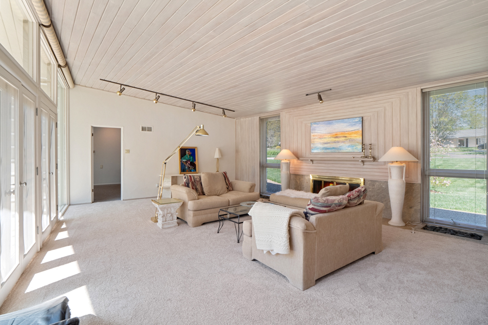 Exquisite MCM Home Designed By Isadore Shank 28 Maryhill Lane