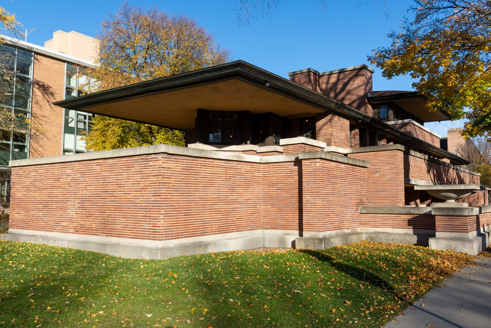 29 Homes Designed by Frank Lloyd Wright That Are Open to Visitors - ST  LOUIS STYLE, image size:1600x1067